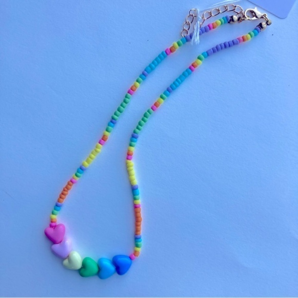 🍒 5/$25 🍒 Handmade Beaded Necklace with Hearts | F12